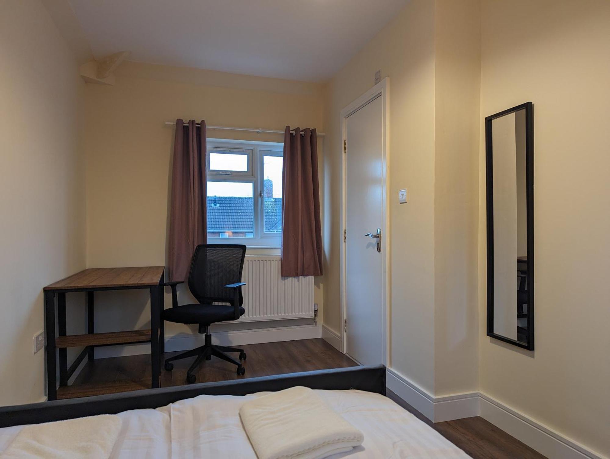Rooms Near City Centre Private Bath Free Parking Йорк Экстерьер фото
